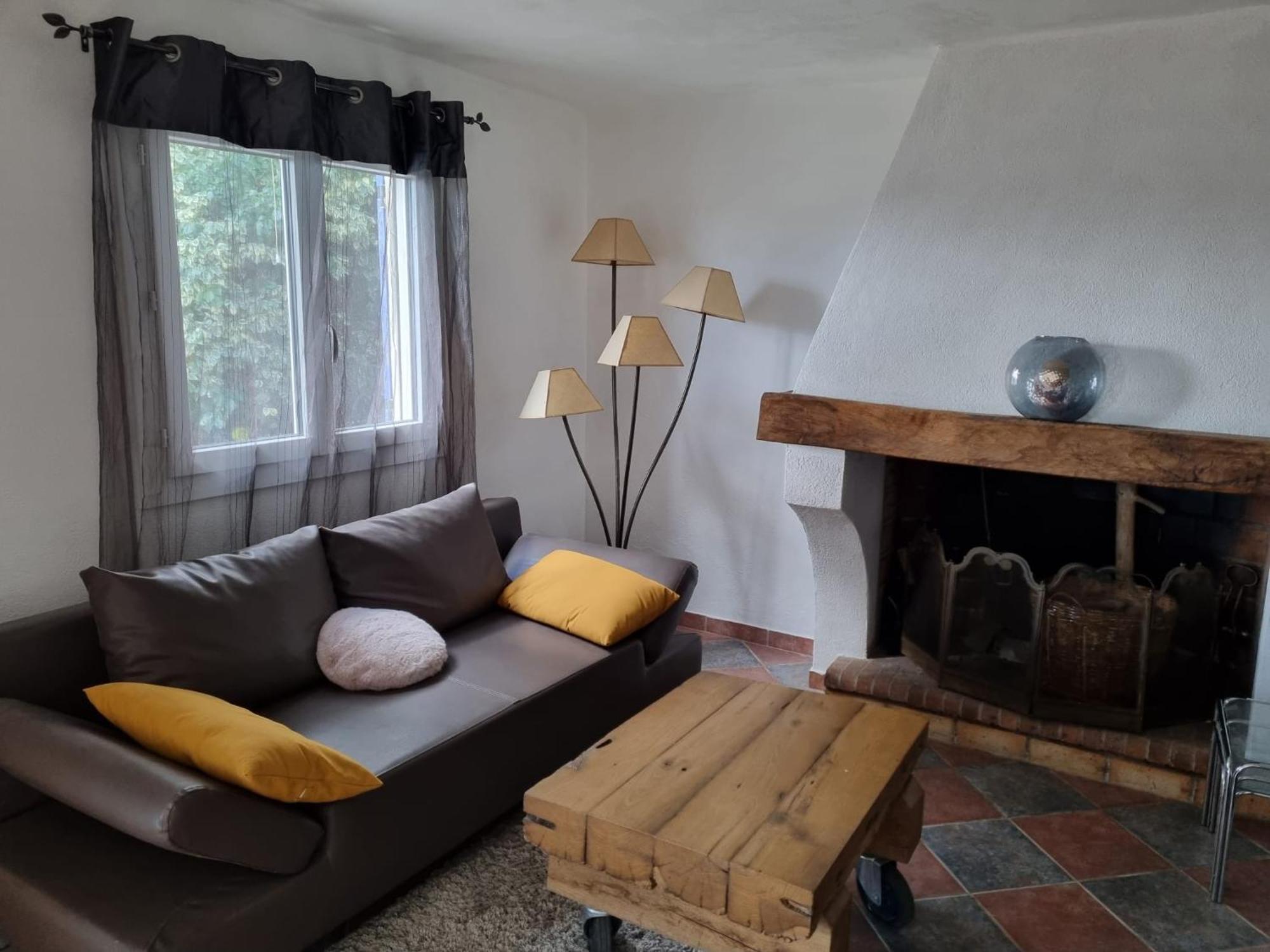 Villa Au Fil De Soi Saint-Julien-de-Peyrolas Habitación foto