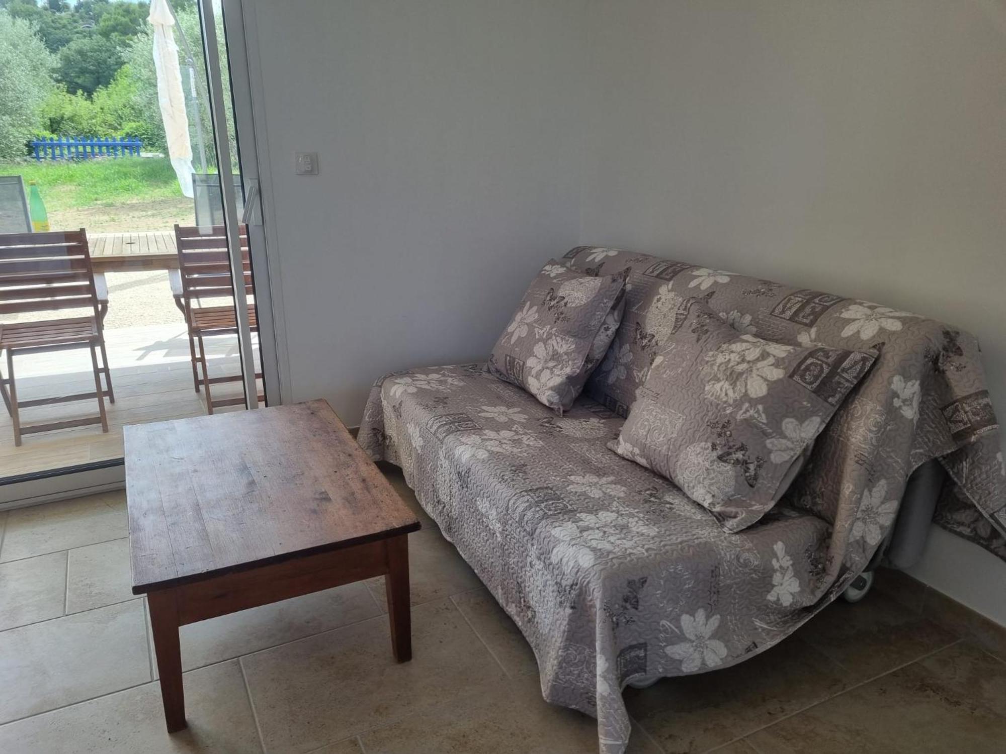 Villa Au Fil De Soi Saint-Julien-de-Peyrolas Habitación foto